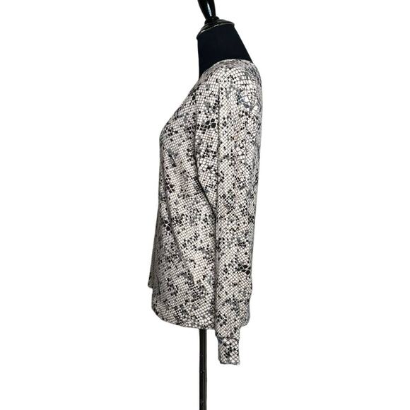 Flora cream brown print long sleeves tee size Small - Picture 7 of 11